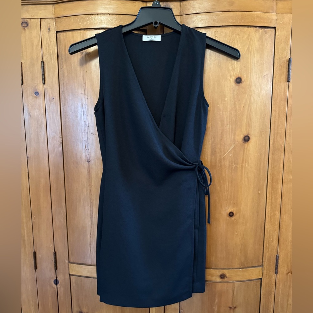 Babaton for Aritzia crossover minidress/romper, size 6, excellent condition.